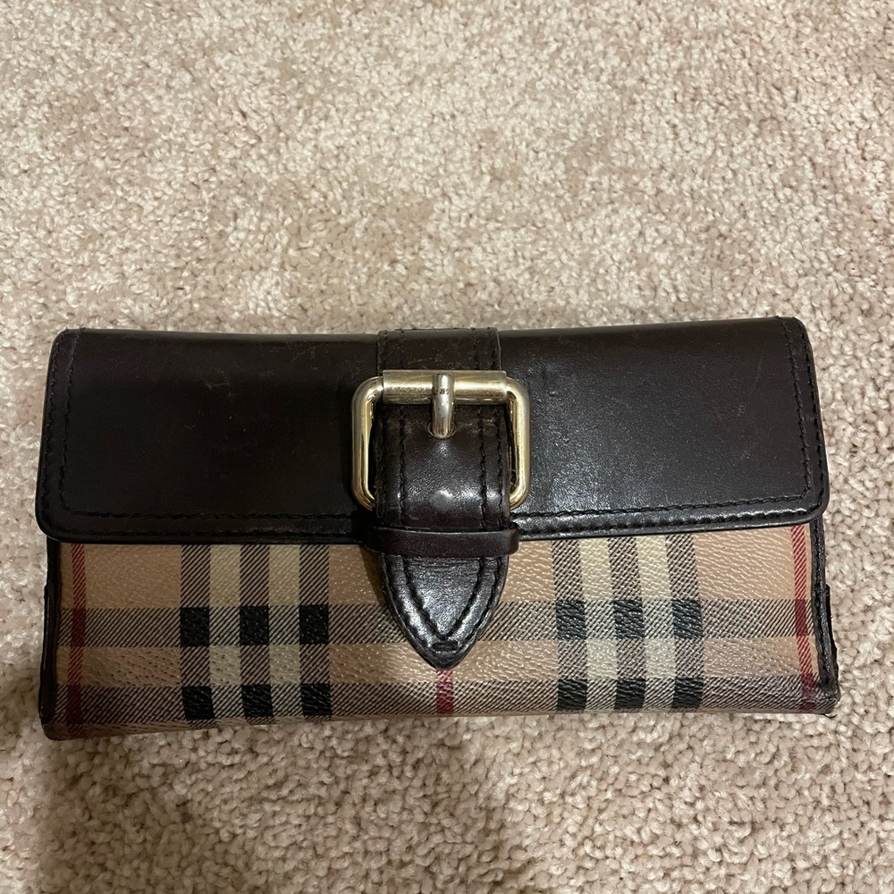 Burberry wallet